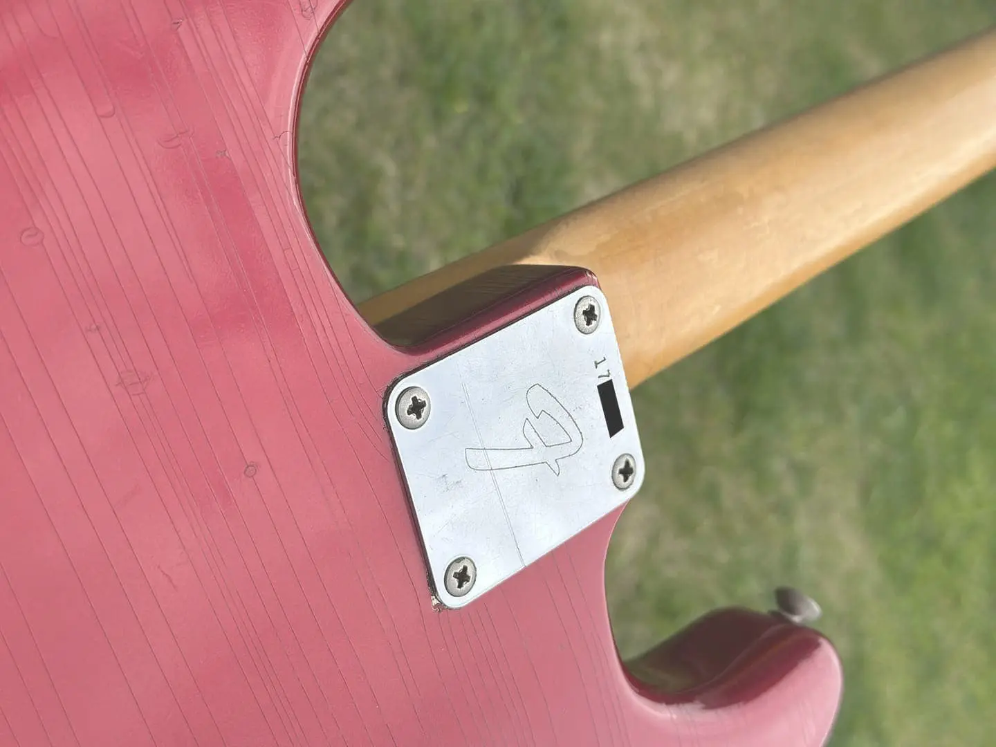 1966_strato_candyapplered_43_09.png
